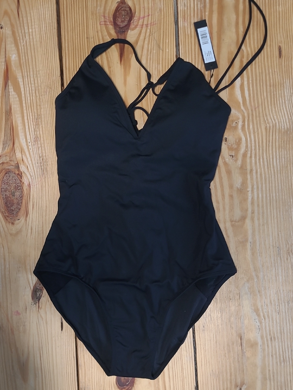 83. NWT  $175 STYLE PLUNGEY  XL SHORT